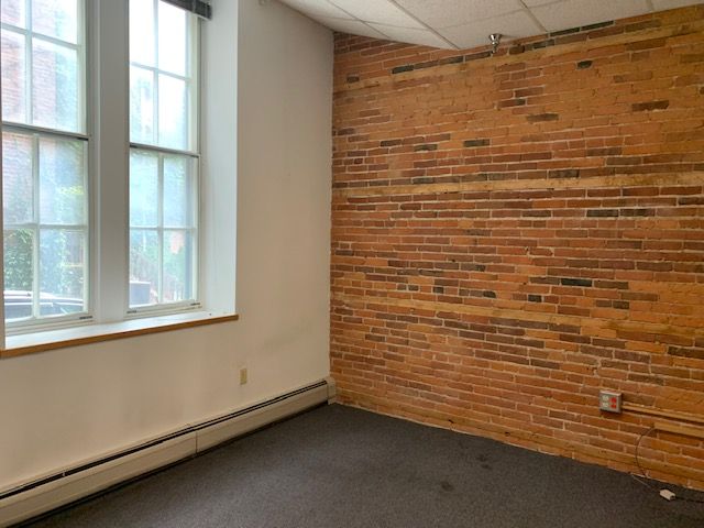 125 College, Floor 1